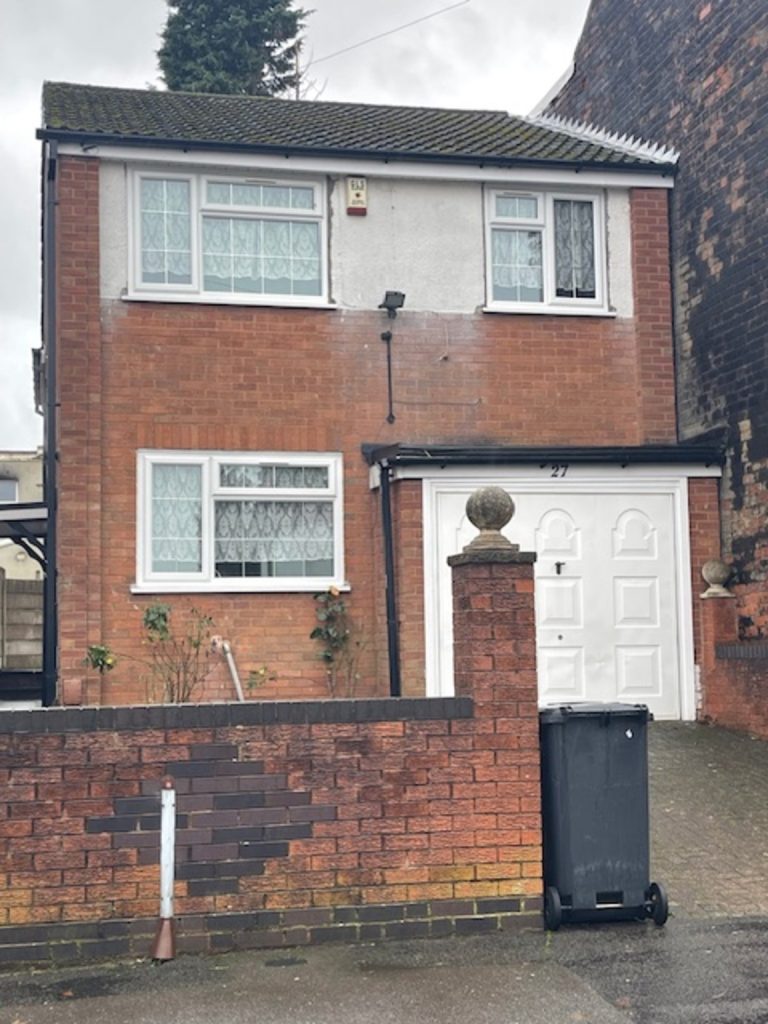 27 Chetwynd Road WV2 4NZ