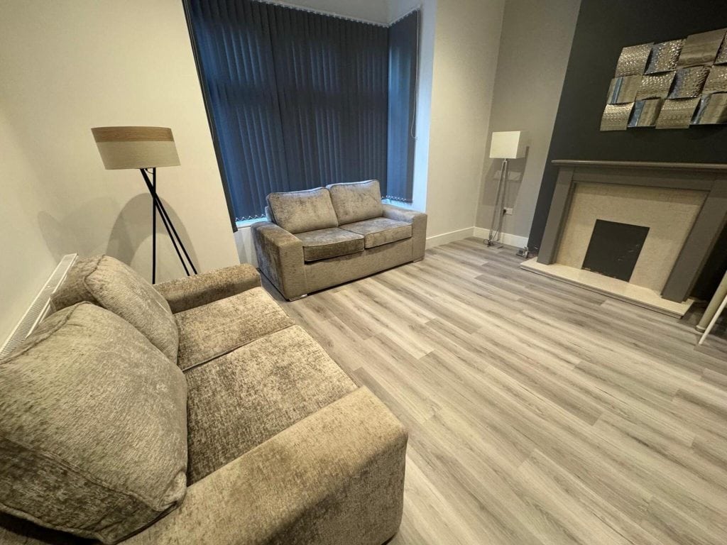 168 LEA ROAD WV3 0LQ