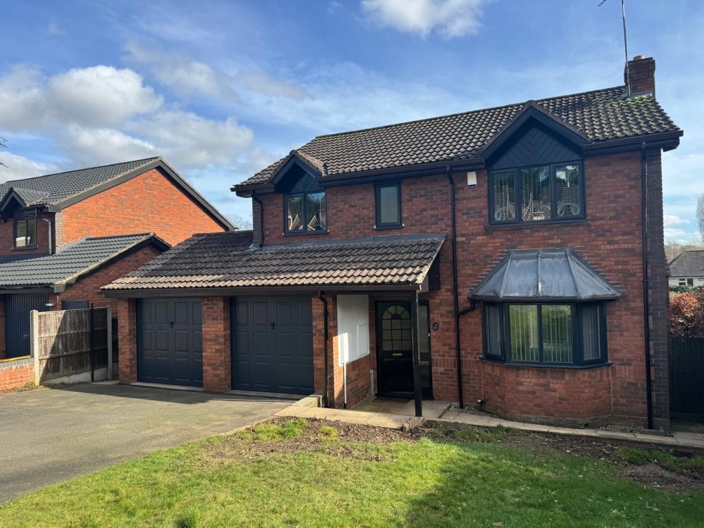 80 Woodfield Heights, Wolverhampton, WV6 8PT