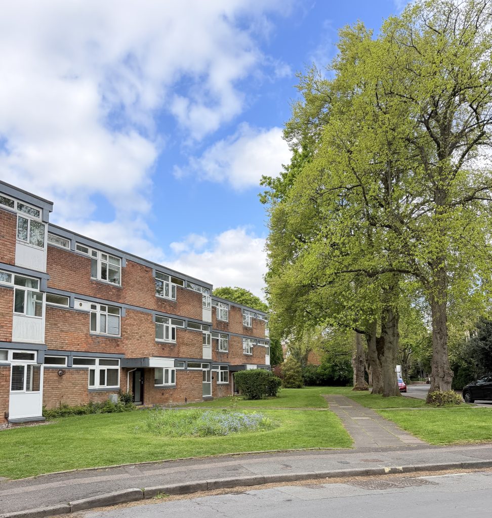 11 The Lindens, Newbridge Crescent, Wolverhampton, WV6 0LR